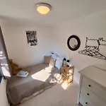 Zonnemarie Apartament *