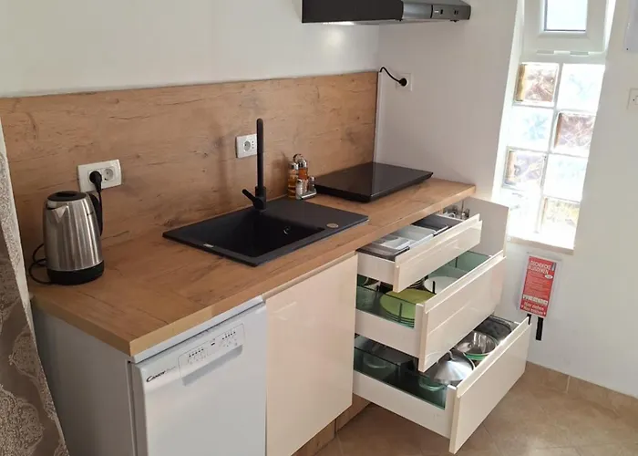 Zonnemarie Apartament